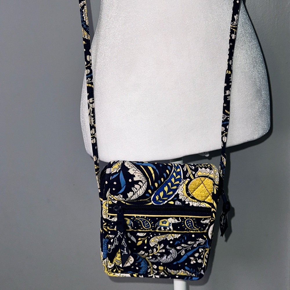 NWOT Vera Bradley Rare Ellie Blue Little Hipster Crossbody Bag - Picture 6 of 8